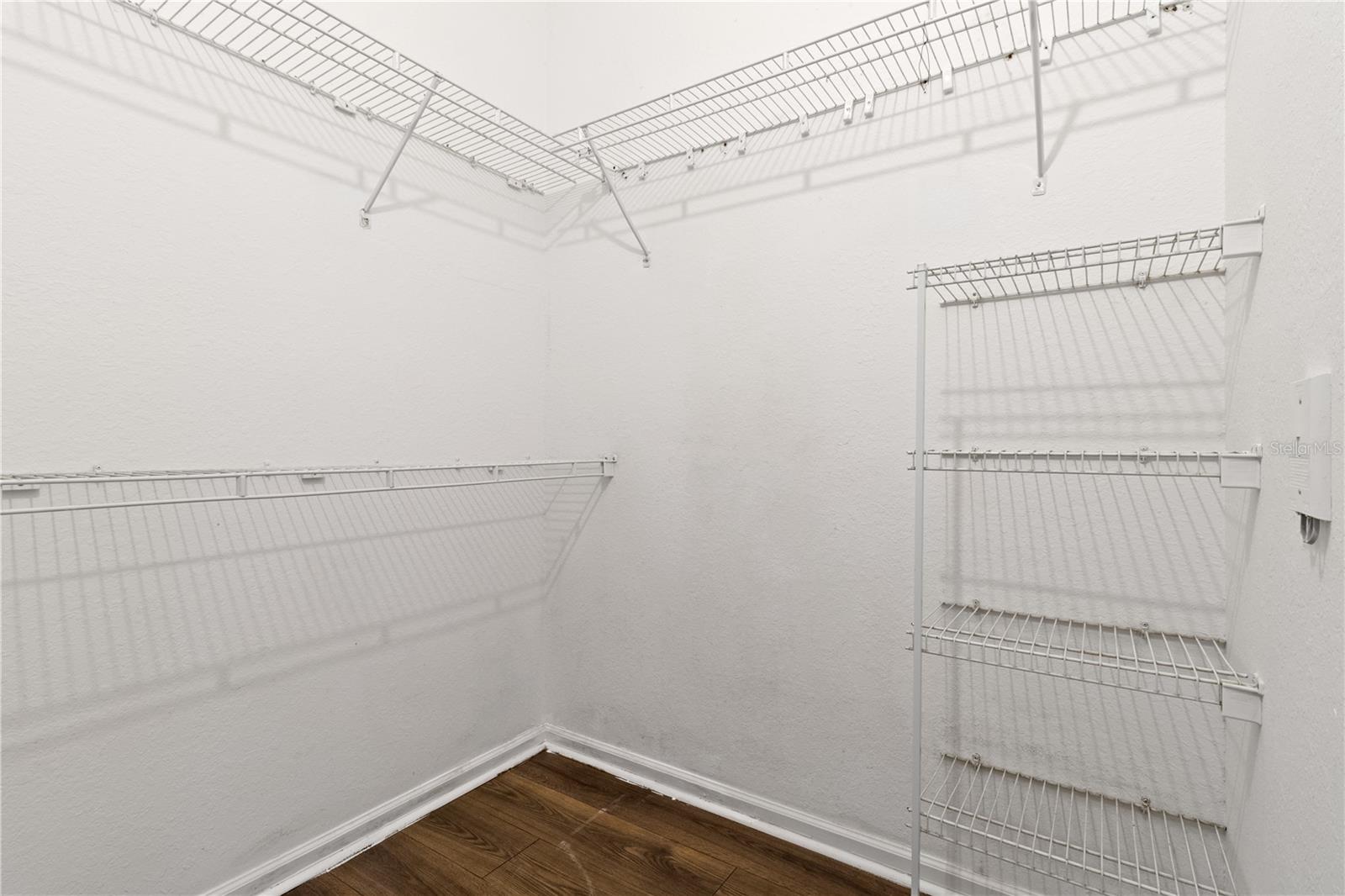 HORIZONS/STONERIDGE PLACE PH 03 - Residential Lease