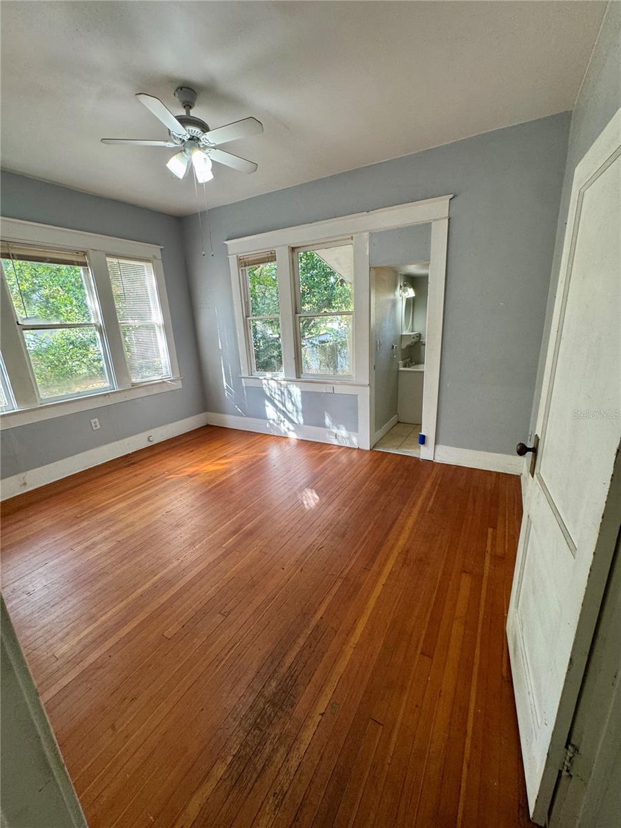 ALTAMONTE HEIGHTS - Residential