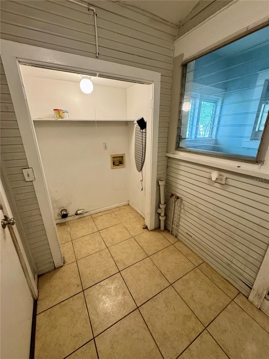 ALTAMONTE HEIGHTS - Residential