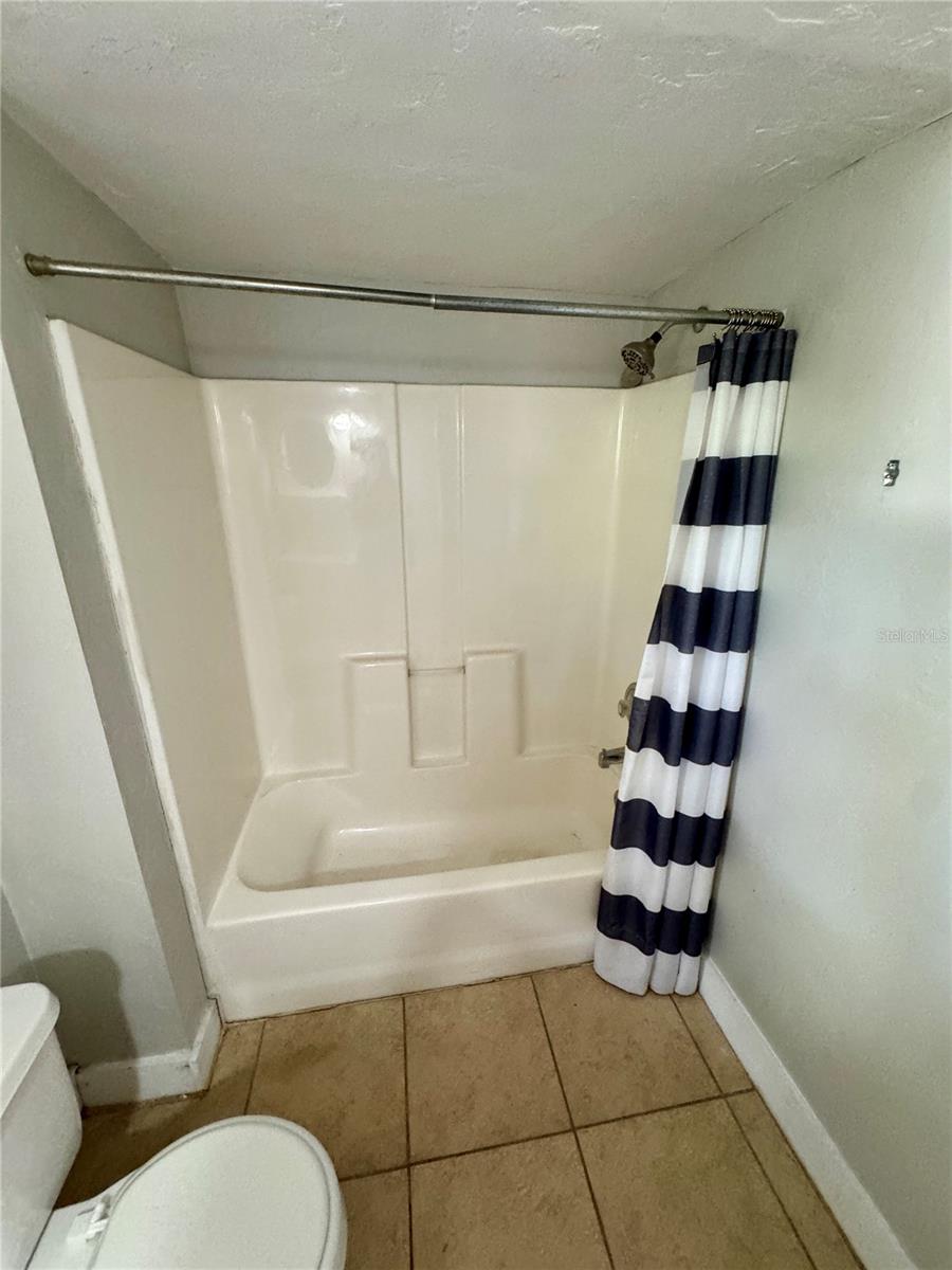 ALTAMONTE HEIGHTS - Residential