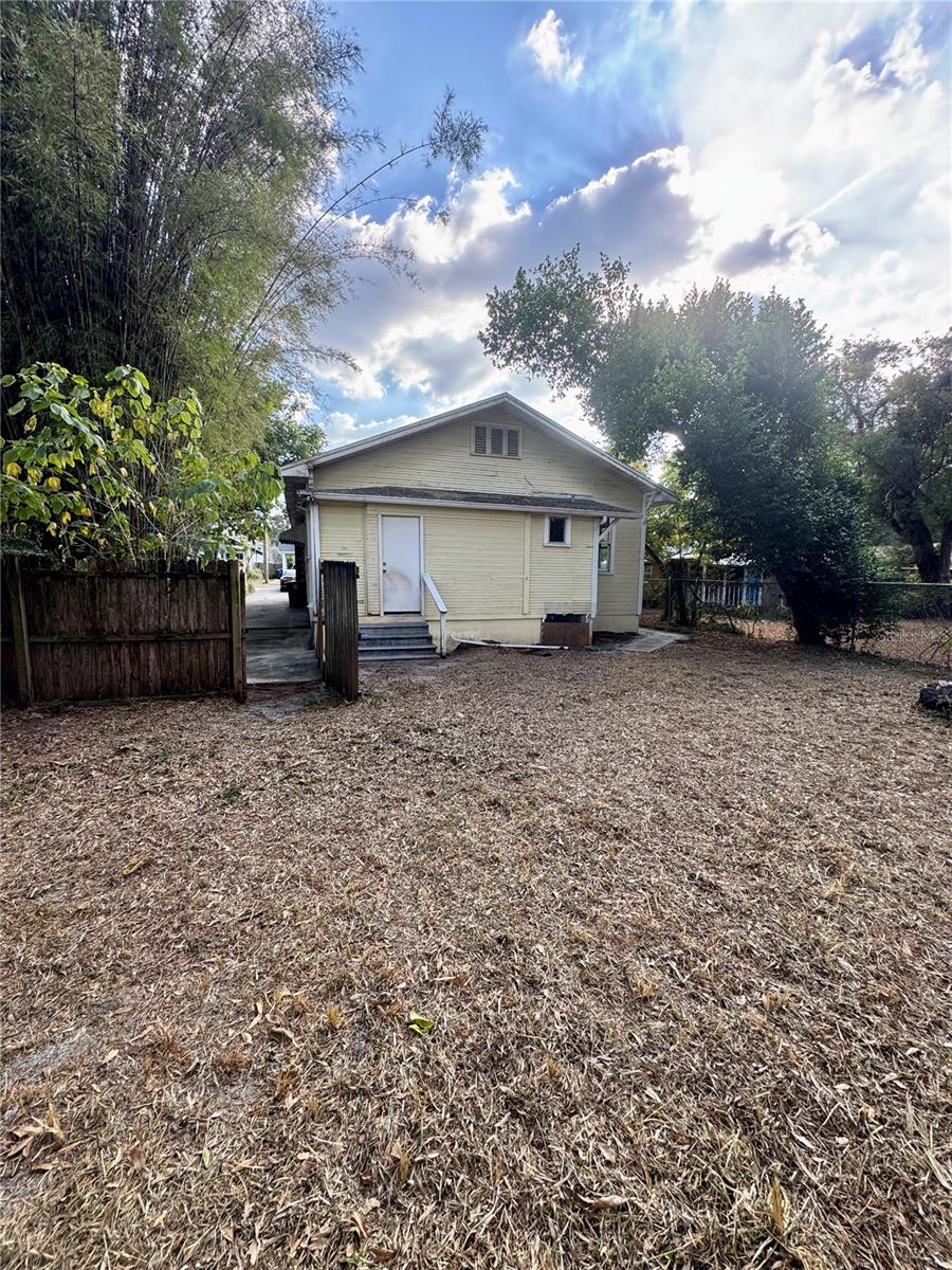 ALTAMONTE HEIGHTS - Residential