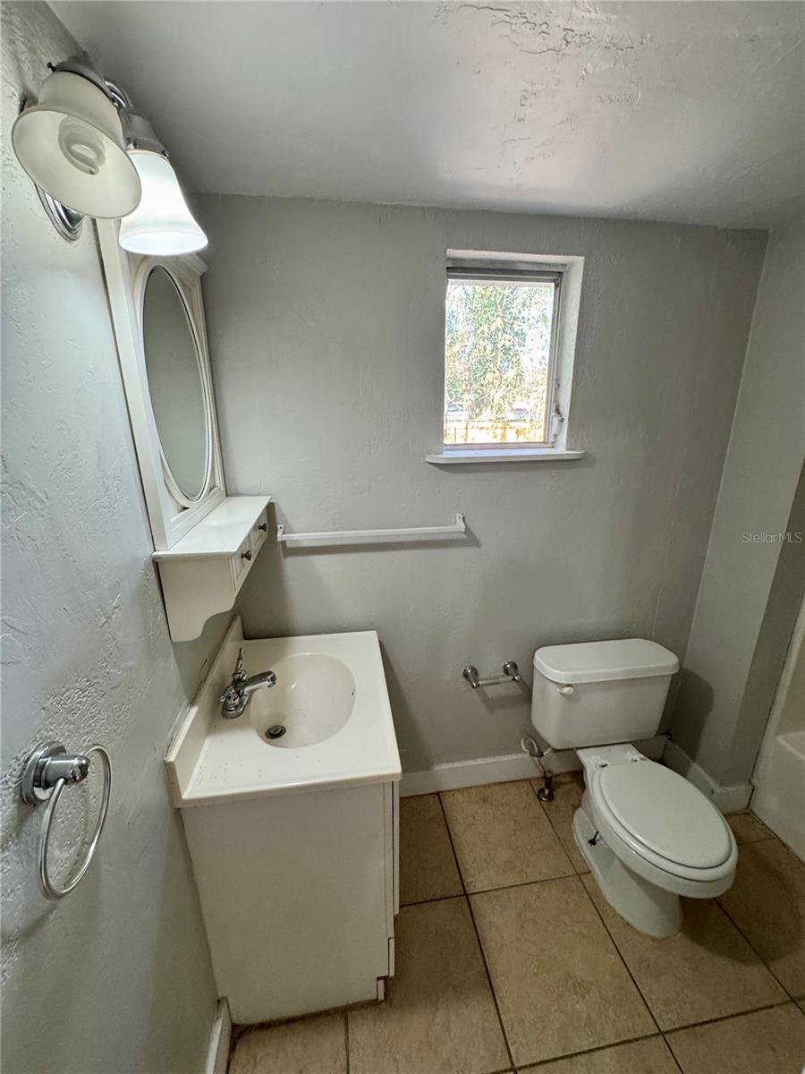 ALTAMONTE HEIGHTS - Residential