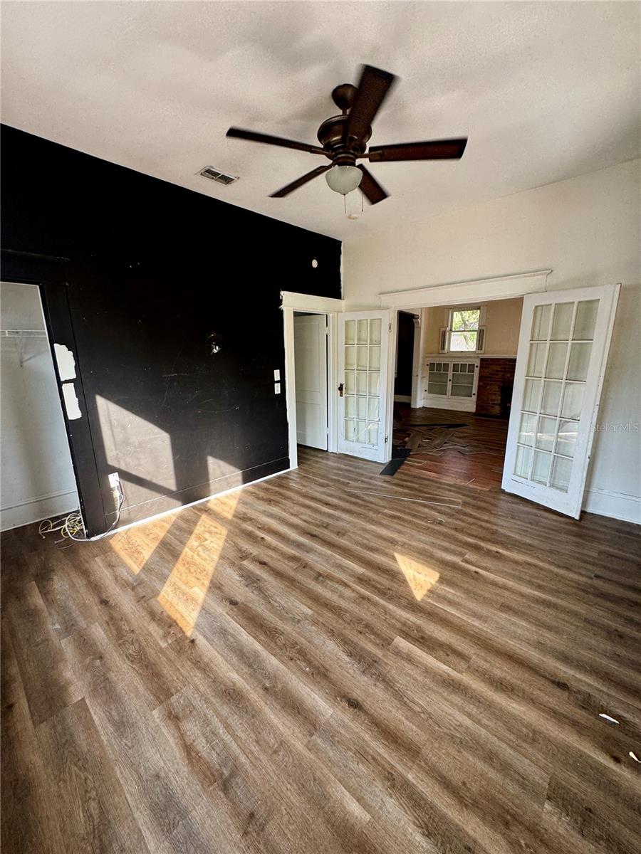 ALTAMONTE HEIGHTS - Residential