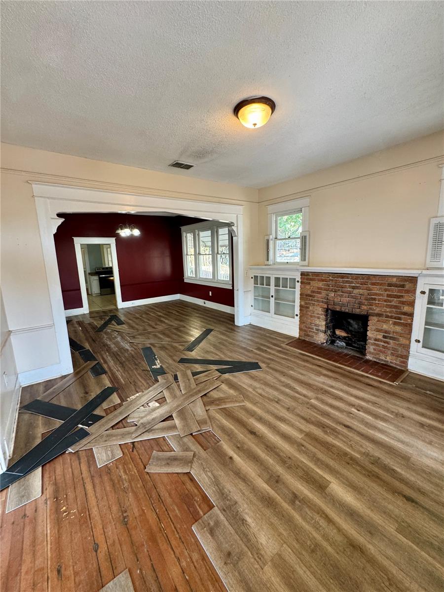 ALTAMONTE HEIGHTS - Residential