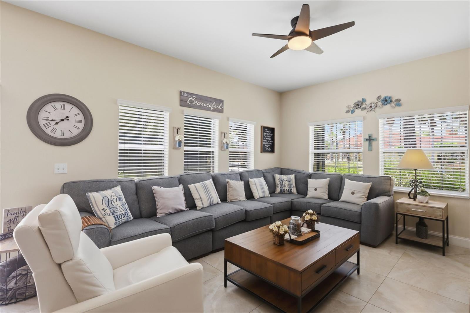 TERRA VERDE VILLAS PH 1 - Residential