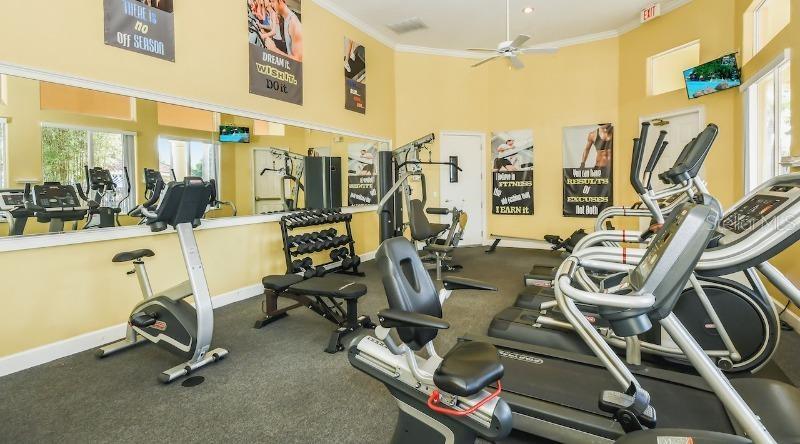 TERRA VERDE VILLAS PH 1 - Residential