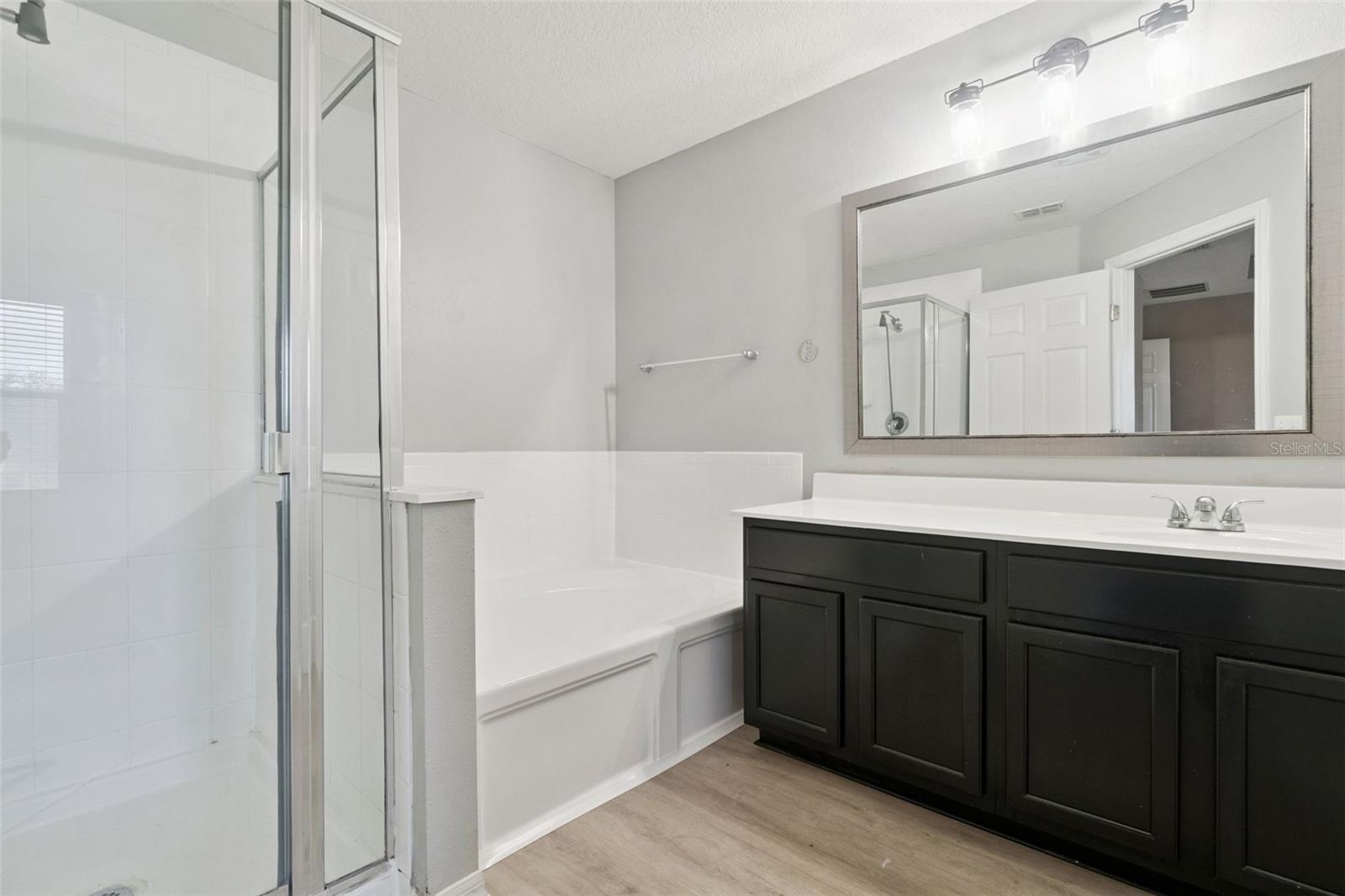 OAKS/BRANDY LAKE - Residential Lease