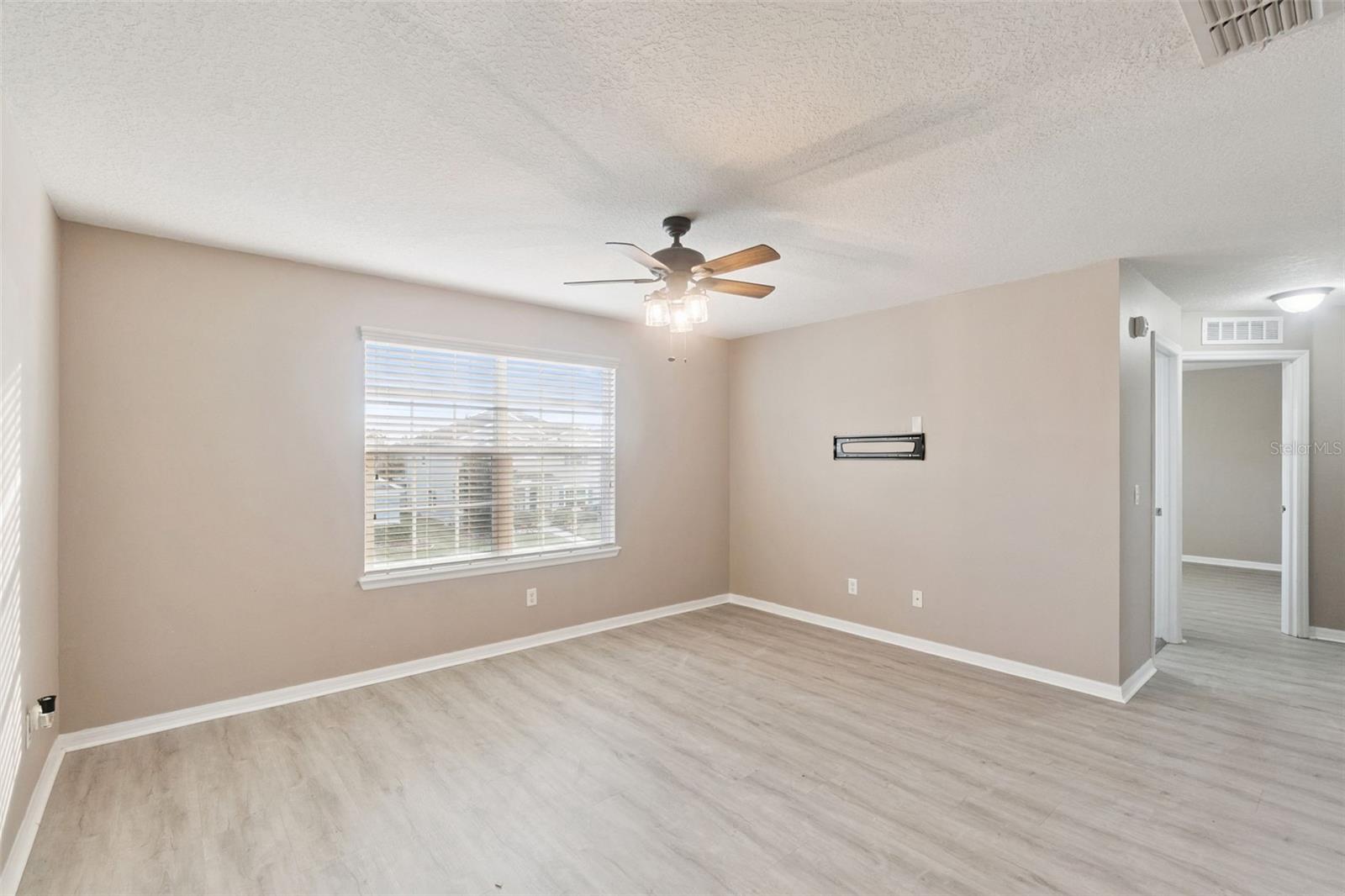 OAKS/BRANDY LAKE - Residential Lease