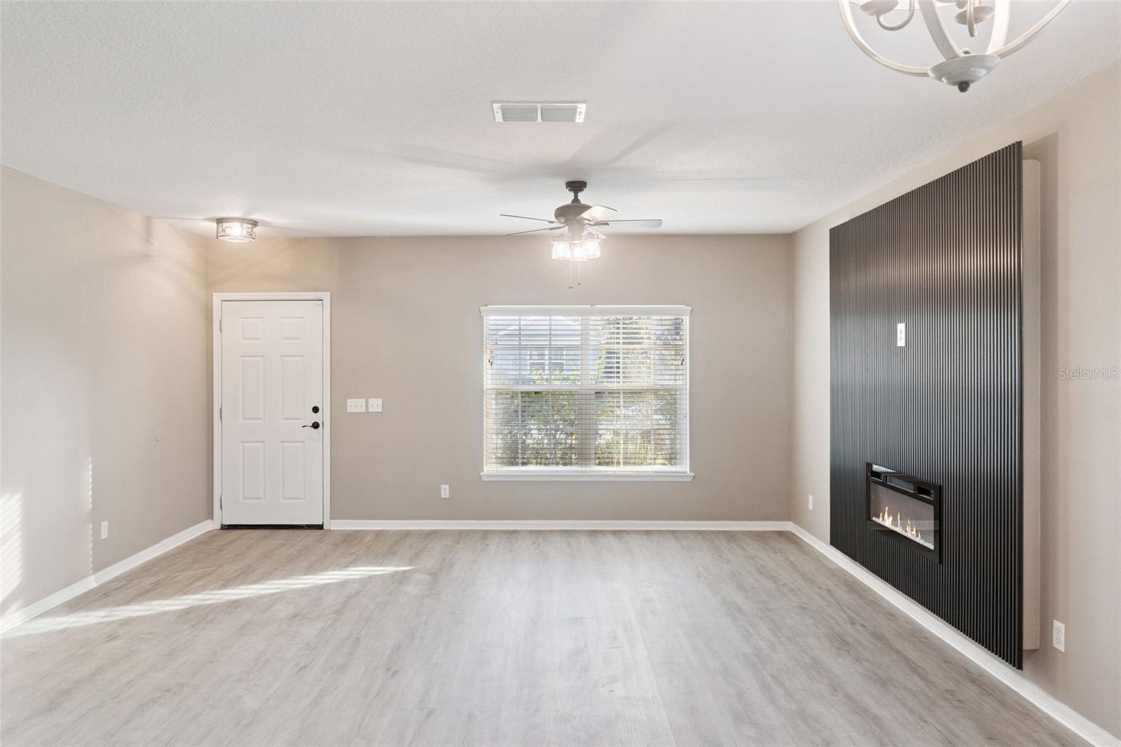 OAKS/BRANDY LAKE - Residential Lease