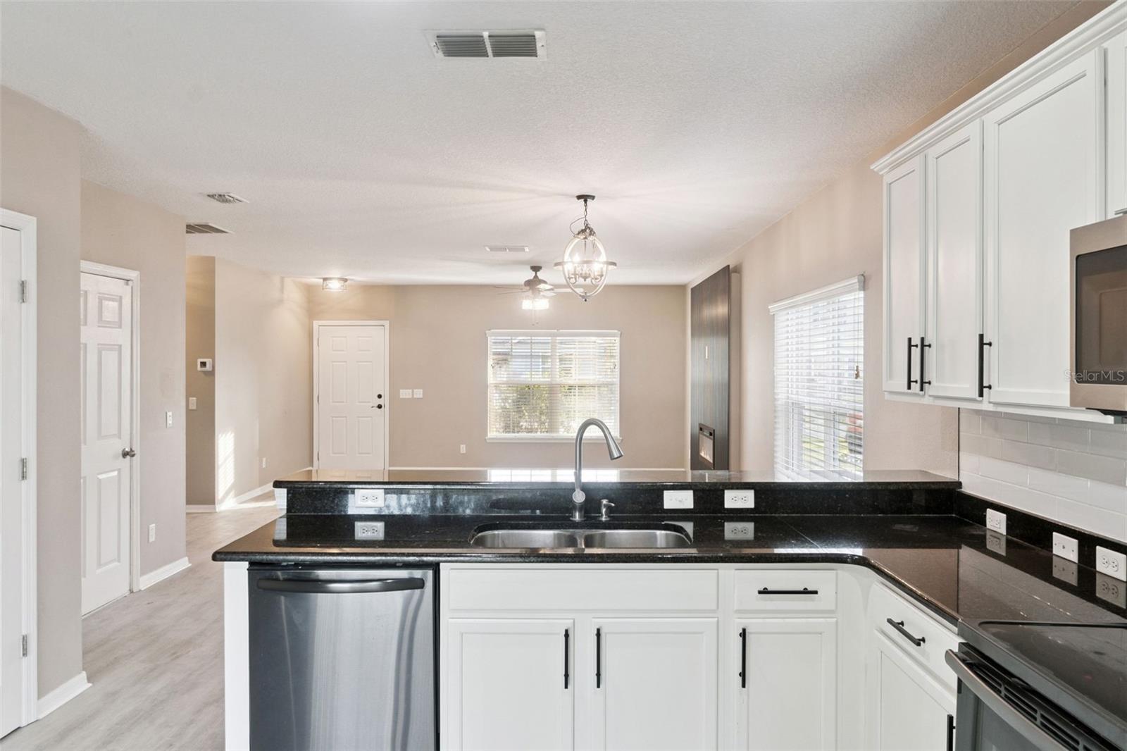 OAKS/BRANDY LAKE - Residential Lease