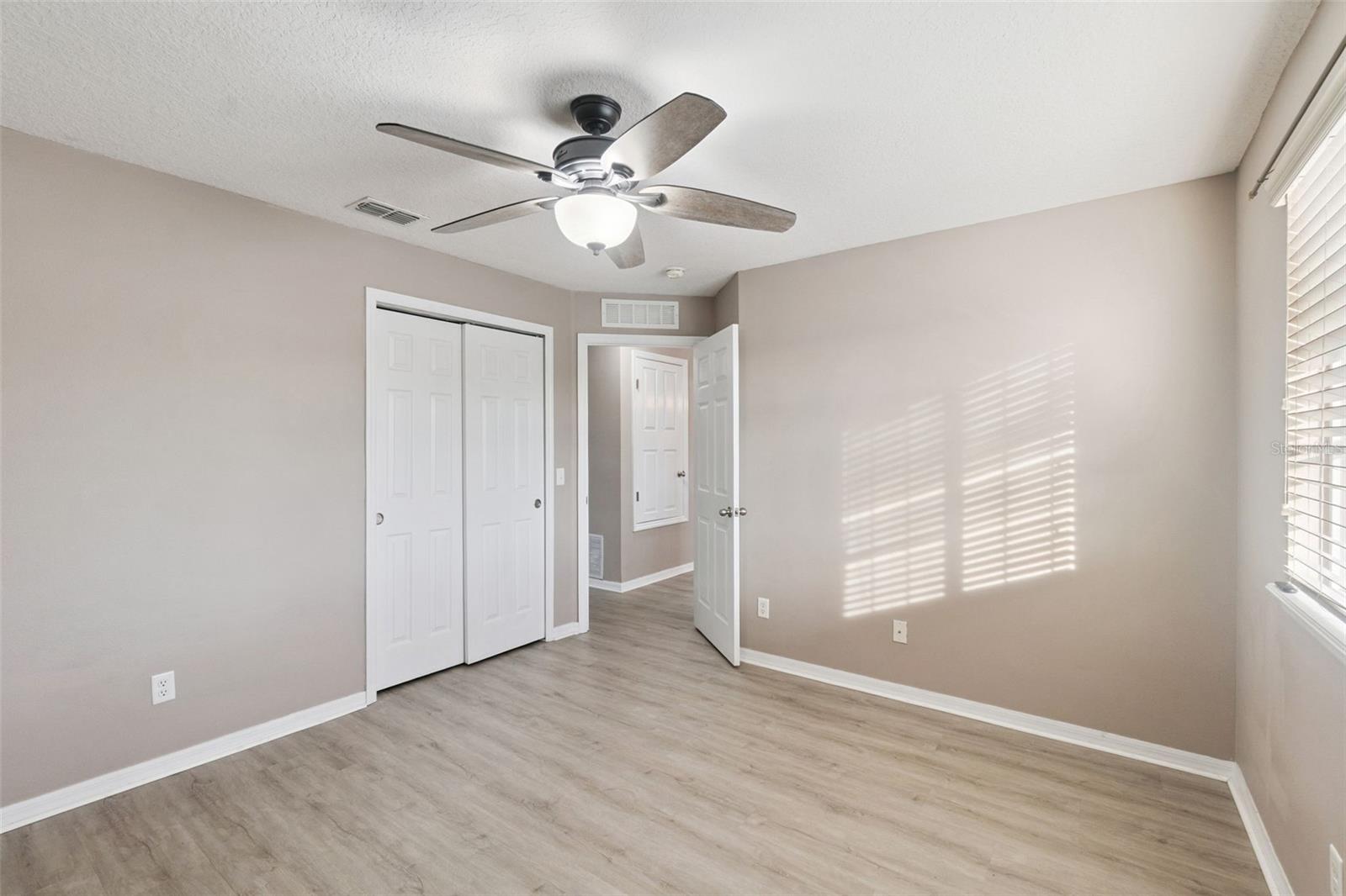 OAKS/BRANDY LAKE - Residential Lease