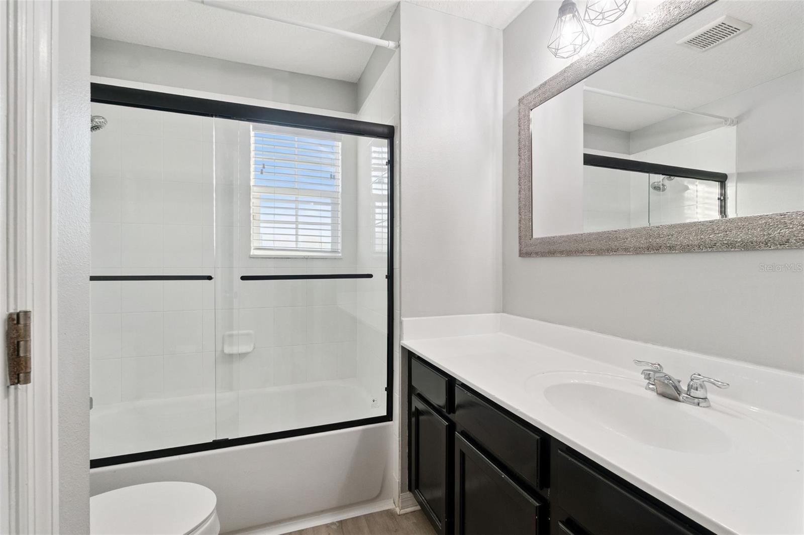 OAKS/BRANDY LAKE - Residential Lease