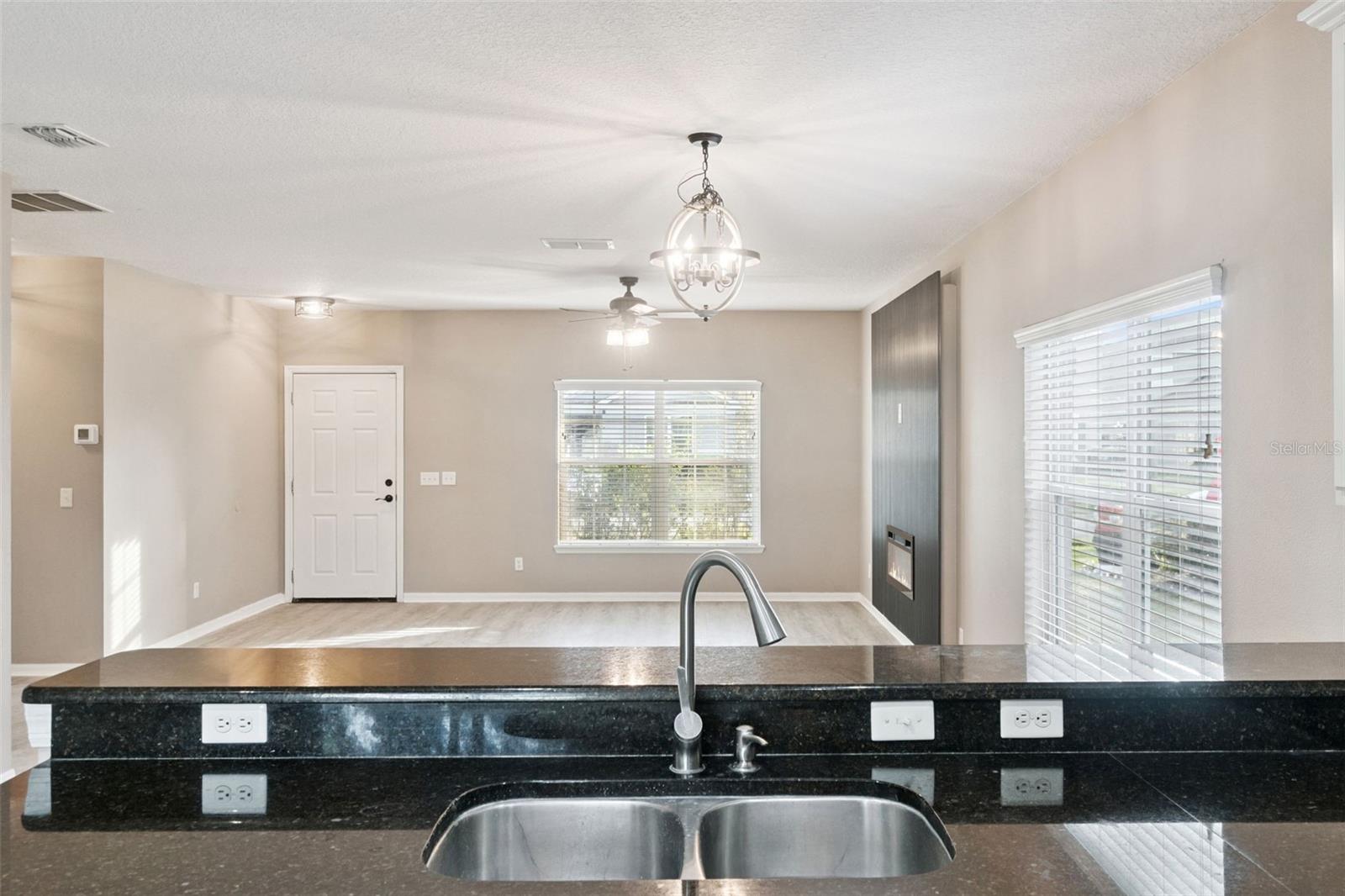 OAKS/BRANDY LAKE - Residential Lease