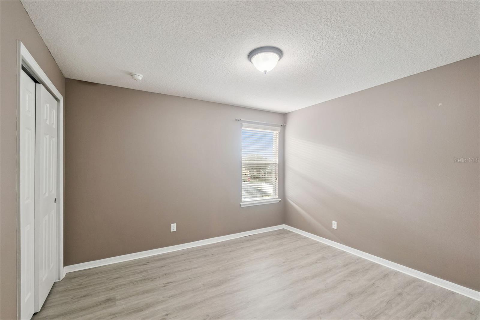 OAKS/BRANDY LAKE - Residential Lease