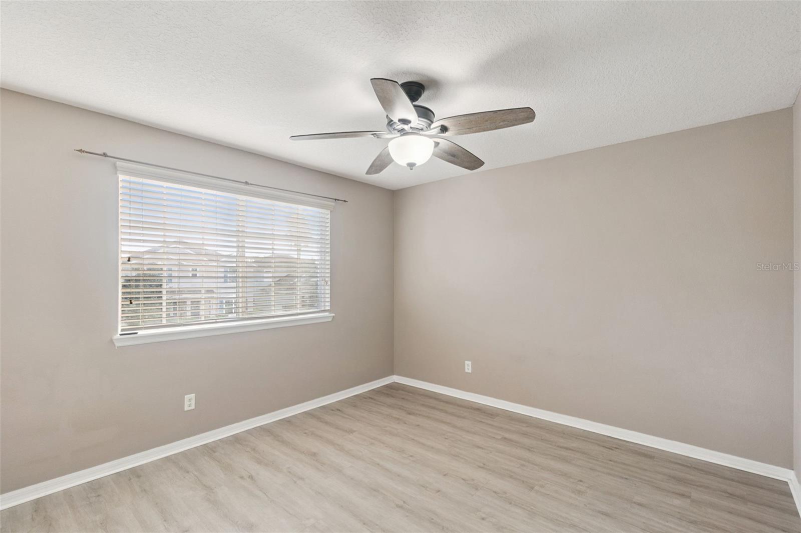 OAKS/BRANDY LAKE - Residential Lease