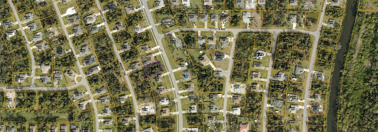 PORT CHARLOTTE SUB 08 - Land