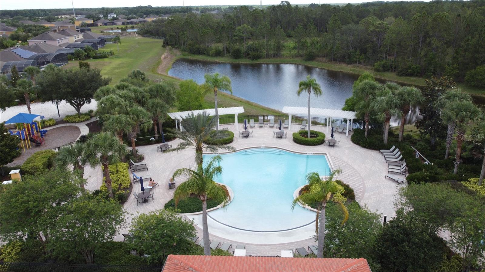 WATERSONG PH 01 - Residential