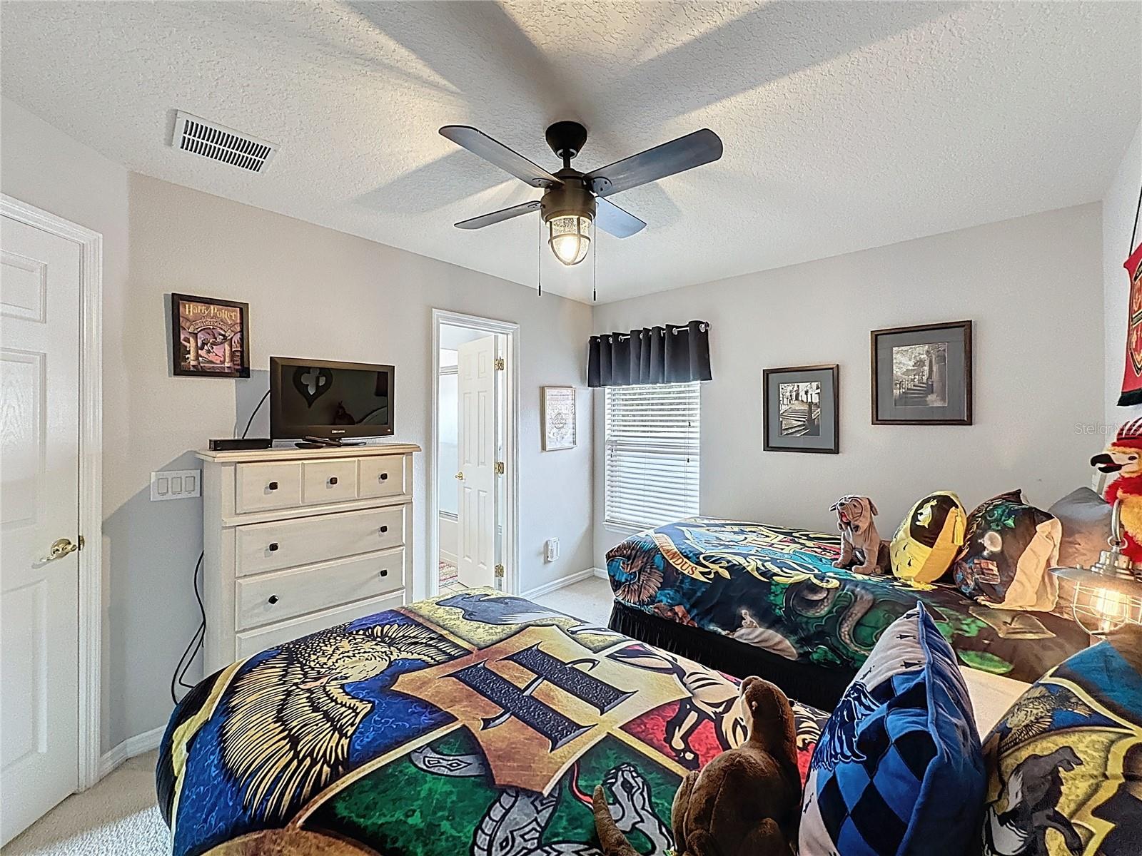 WATERSONG PH 01 - Residential