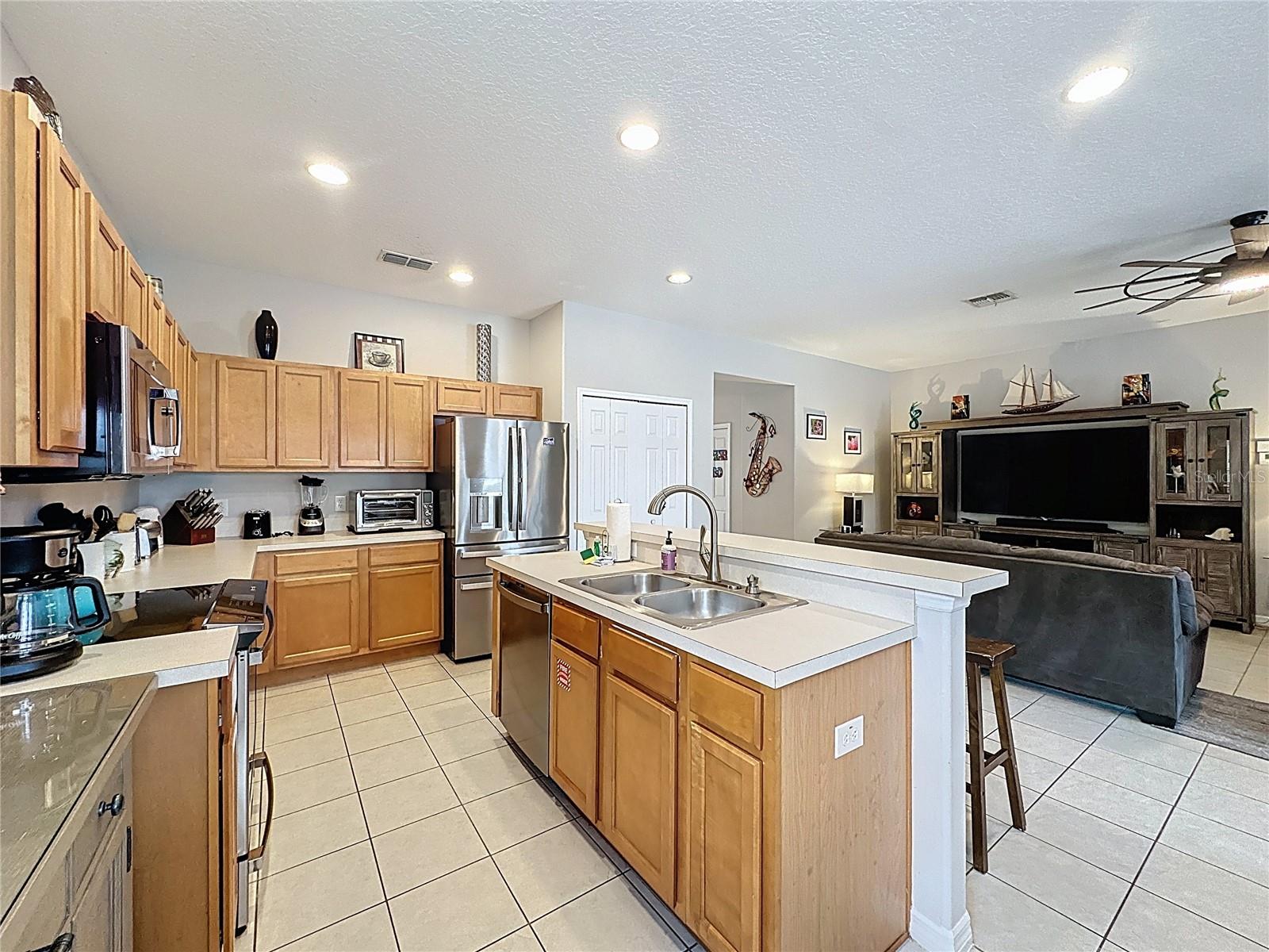 WATERSONG PH 01 - Residential