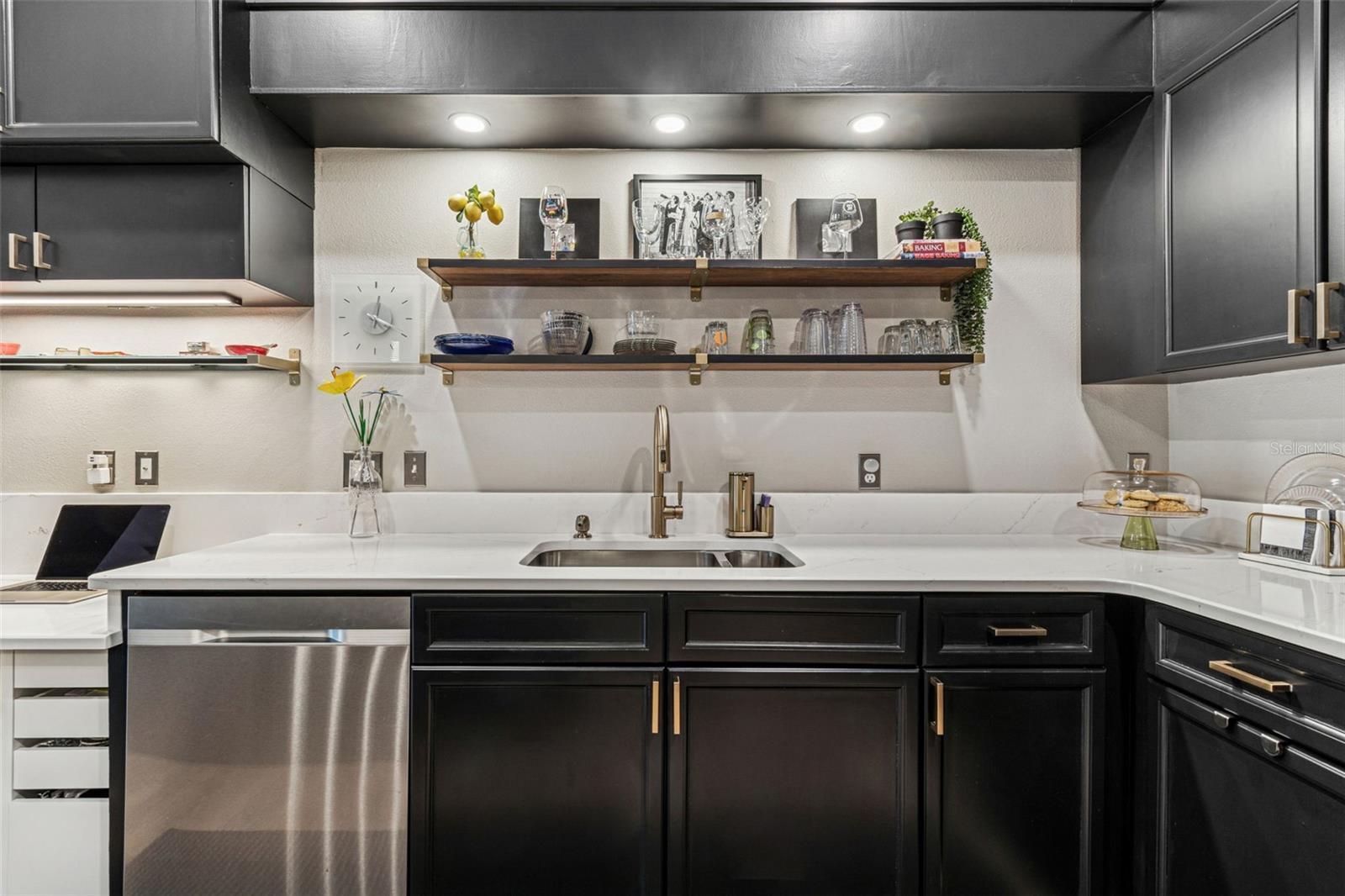 VILLAS OF CARILLON - Residential