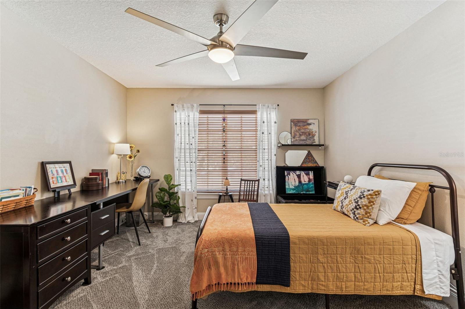 VILLAS OF CARILLON - Residential