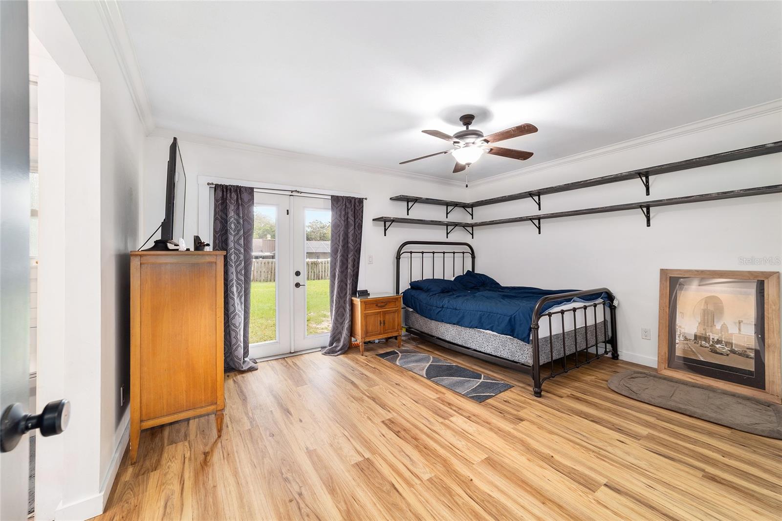 CRESTWOOD UN 05 - Residential