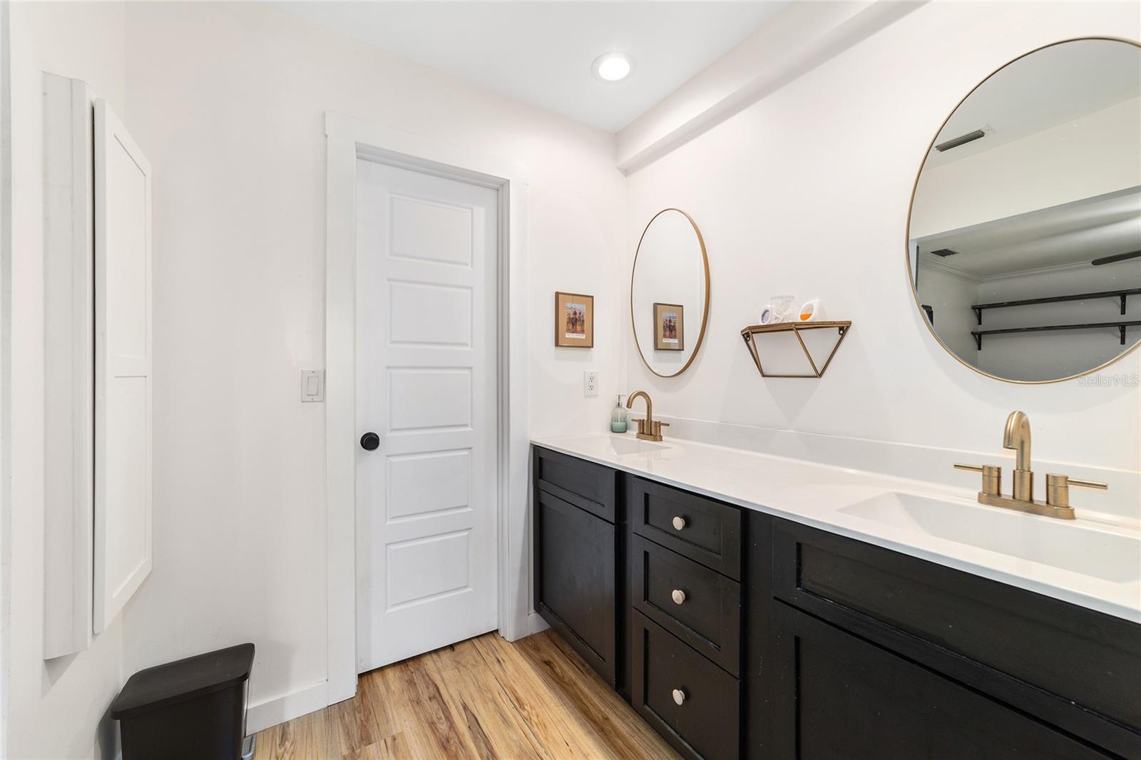 CRESTWOOD UN 05 - Residential