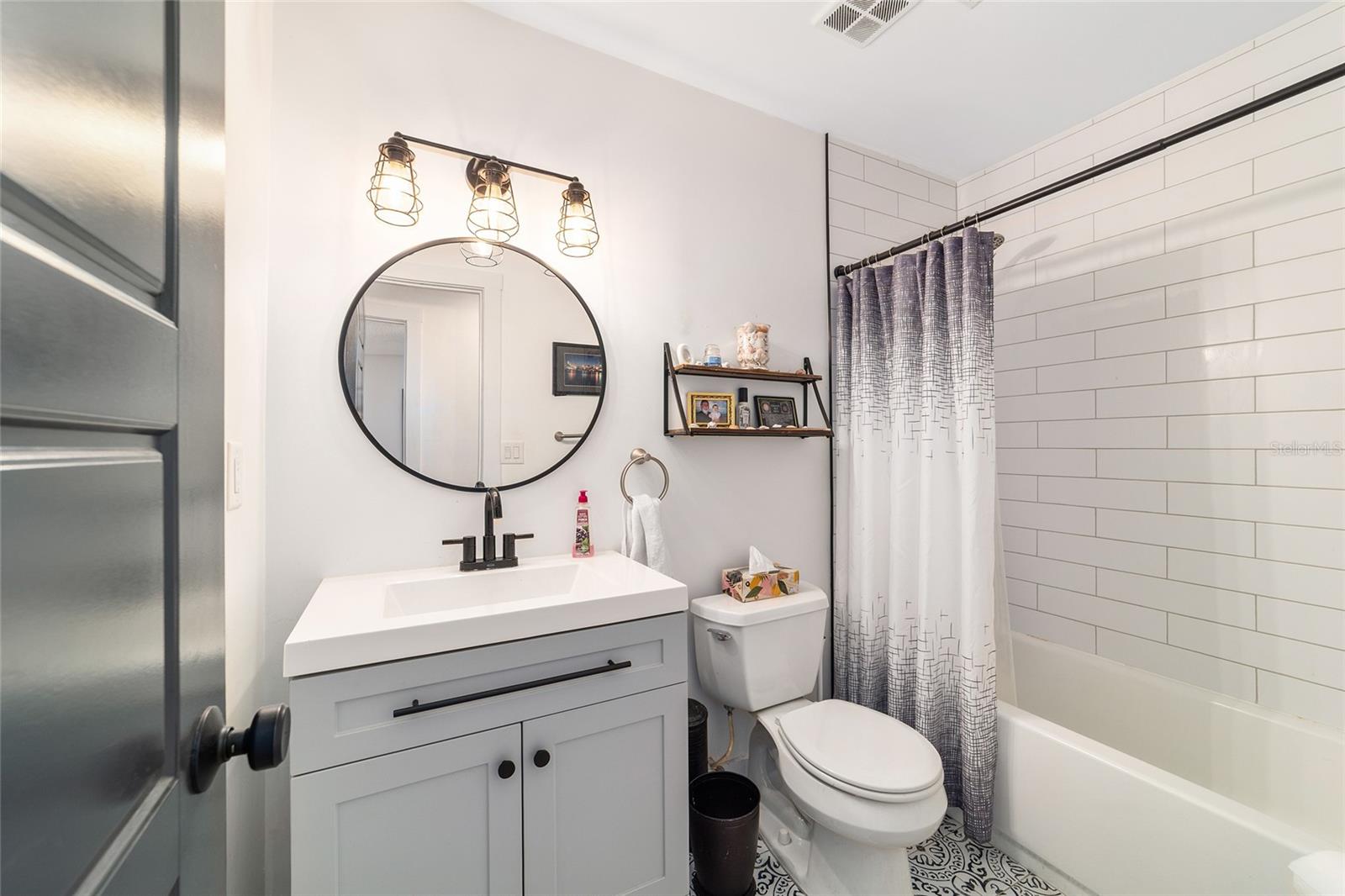 CRESTWOOD UN 05 - Residential