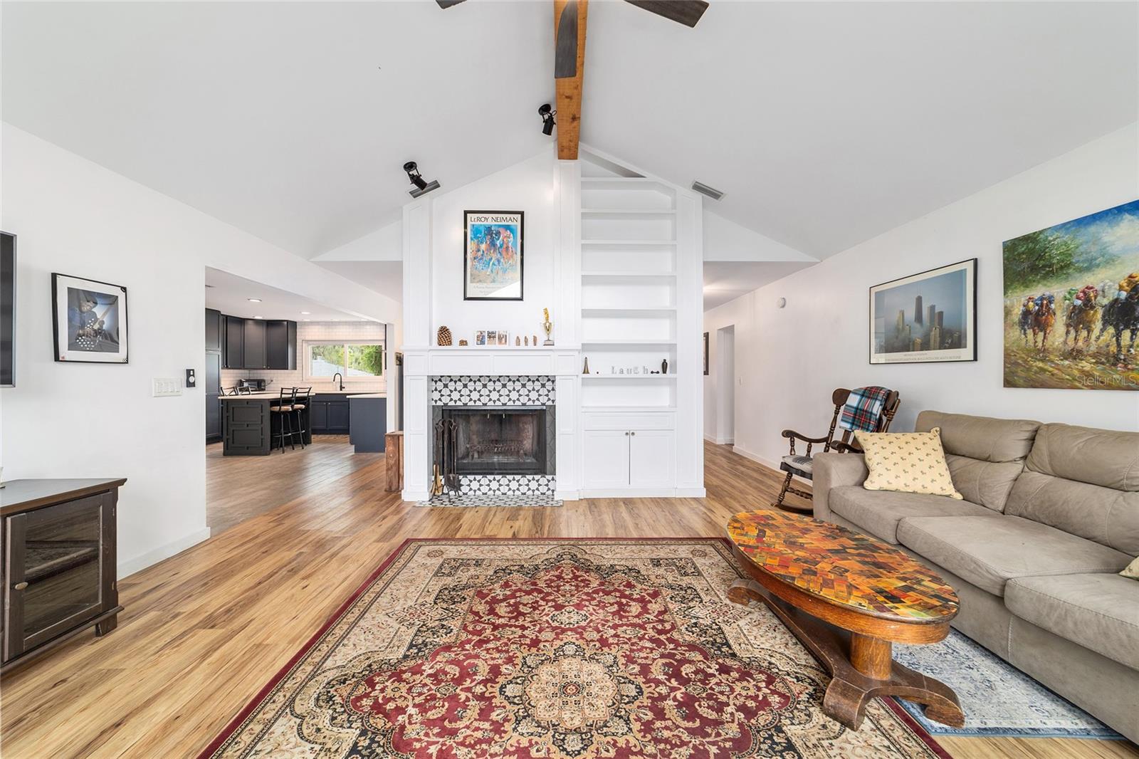 CRESTWOOD UN 05 - Residential