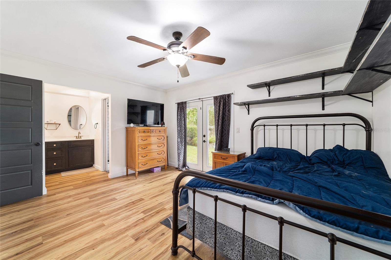 CRESTWOOD UN 05 - Residential