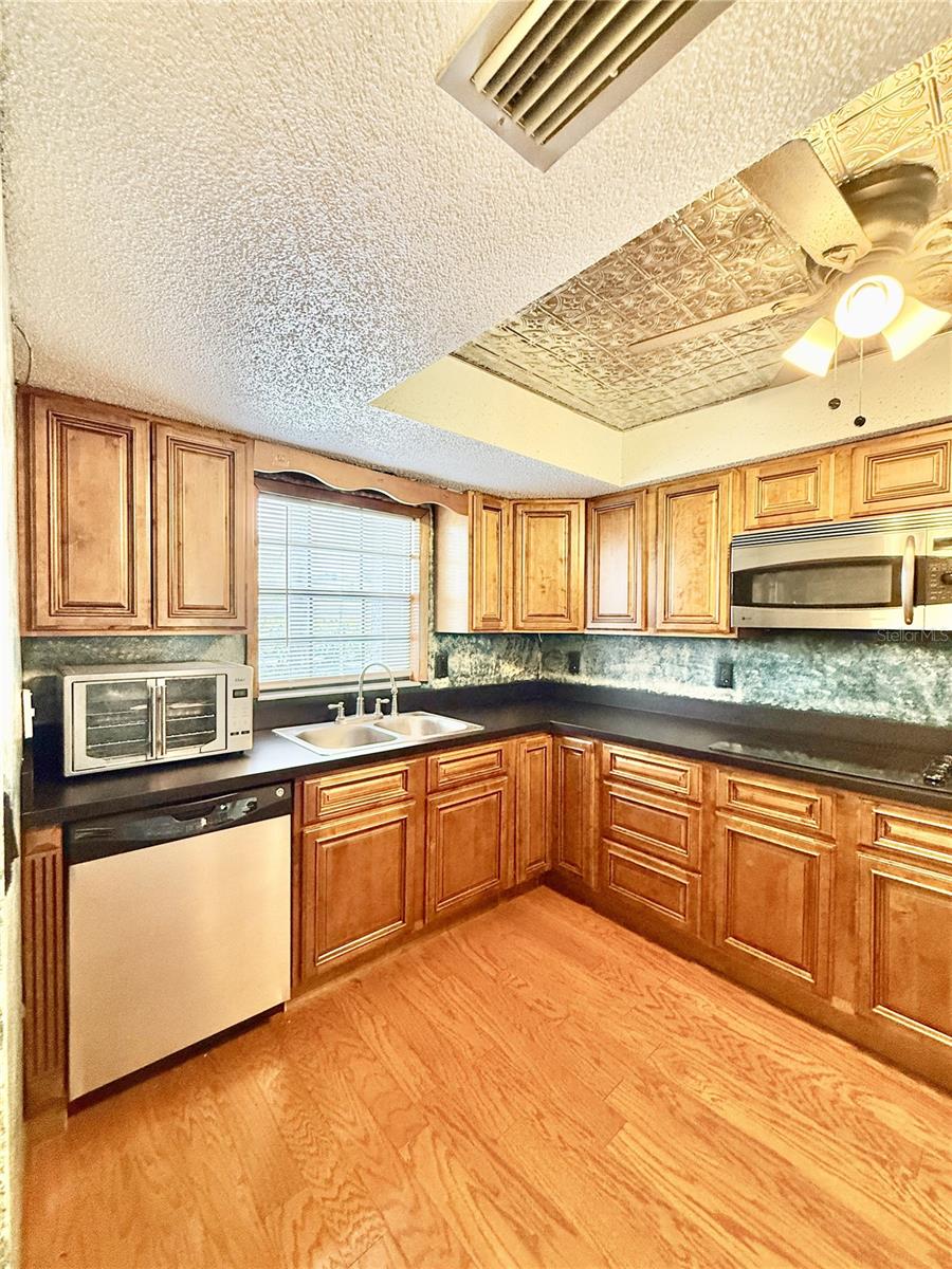 BEL-FOREST MANOR CONDO - Residential