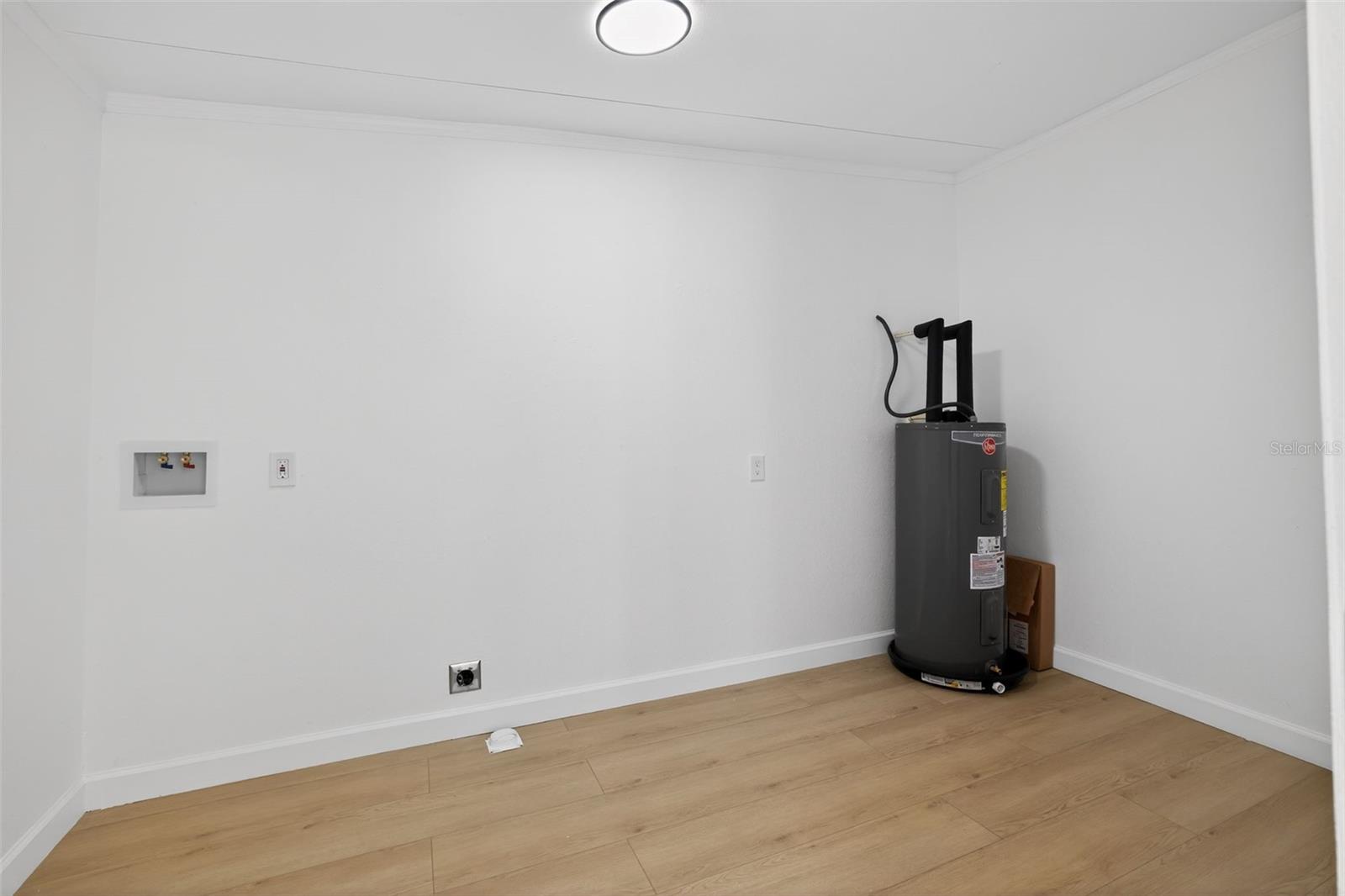 COUNTRY VIEW ESTATES - Residential