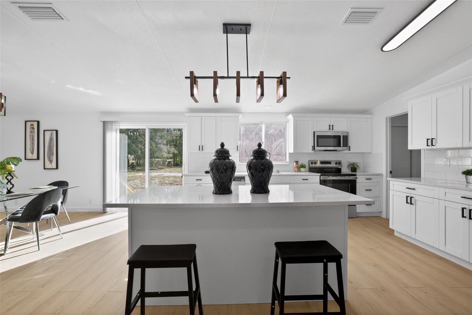 COUNTRY VIEW ESTATES - Residential