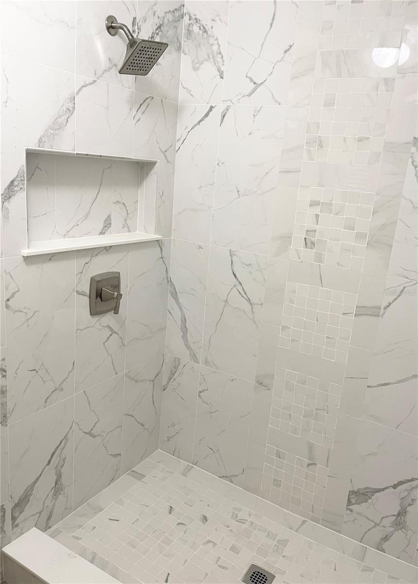 ROCK CREEK - Residential