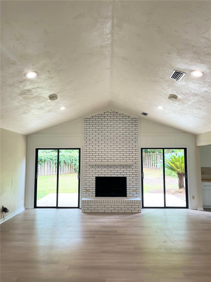 ROCK CREEK - Residential