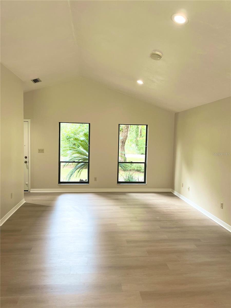 ROCK CREEK - Residential