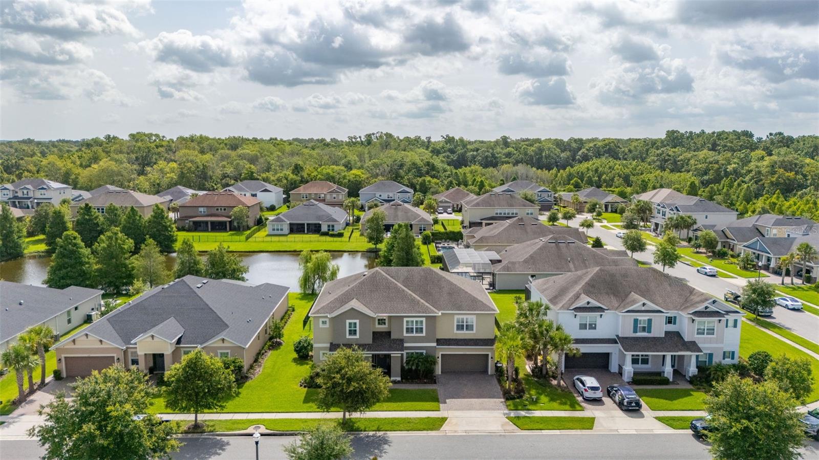 RETREAT AT LAKE CHARM - Residential