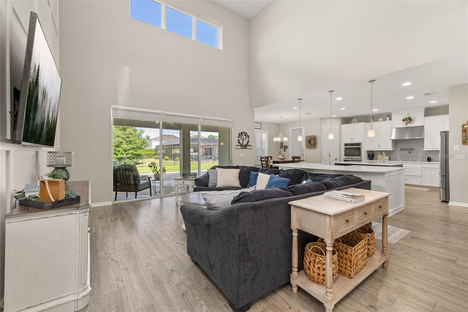RETREAT AT LAKE CHARM - Residential