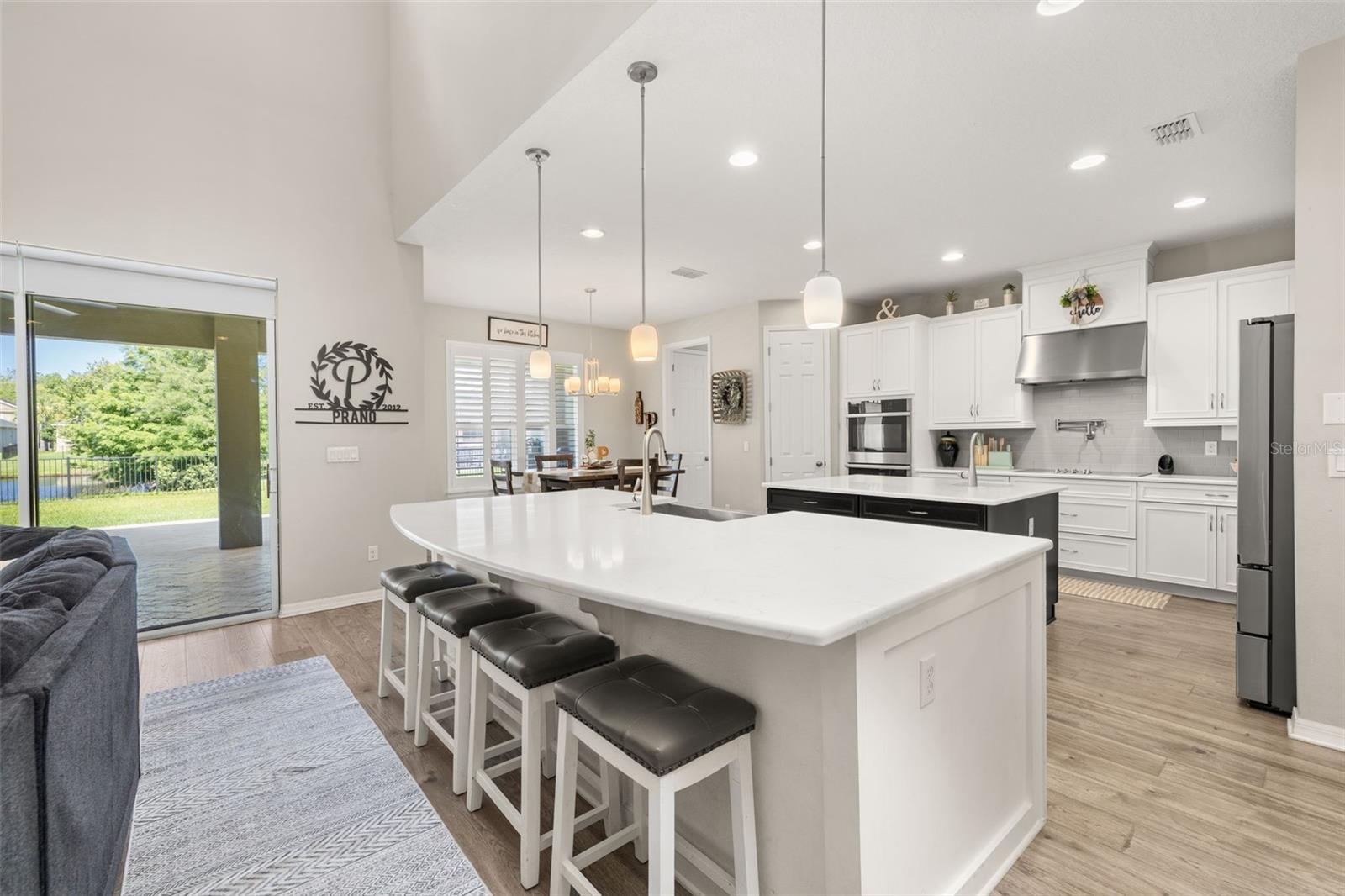RETREAT AT LAKE CHARM - Residential