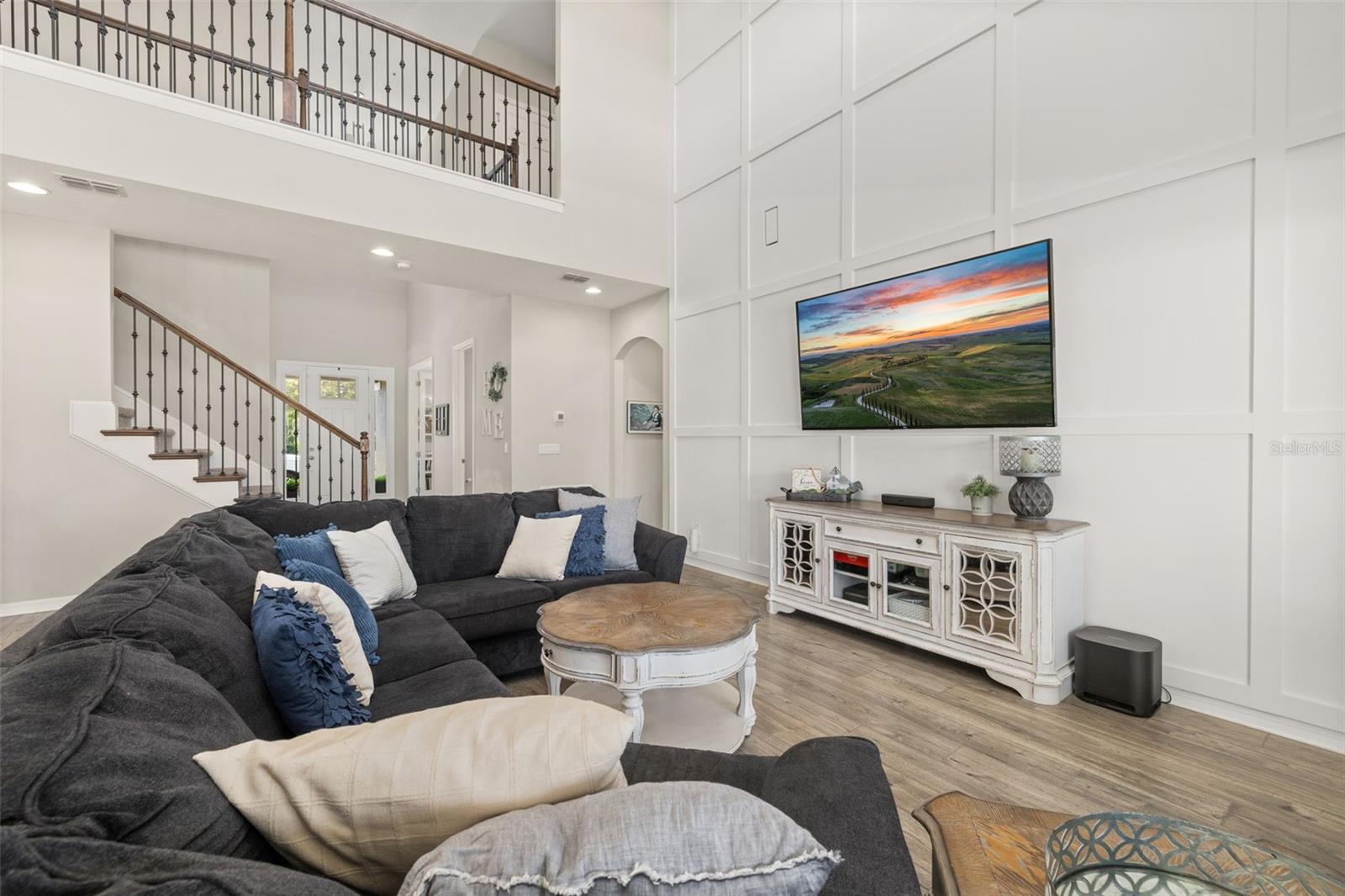 RETREAT AT LAKE CHARM - Residential