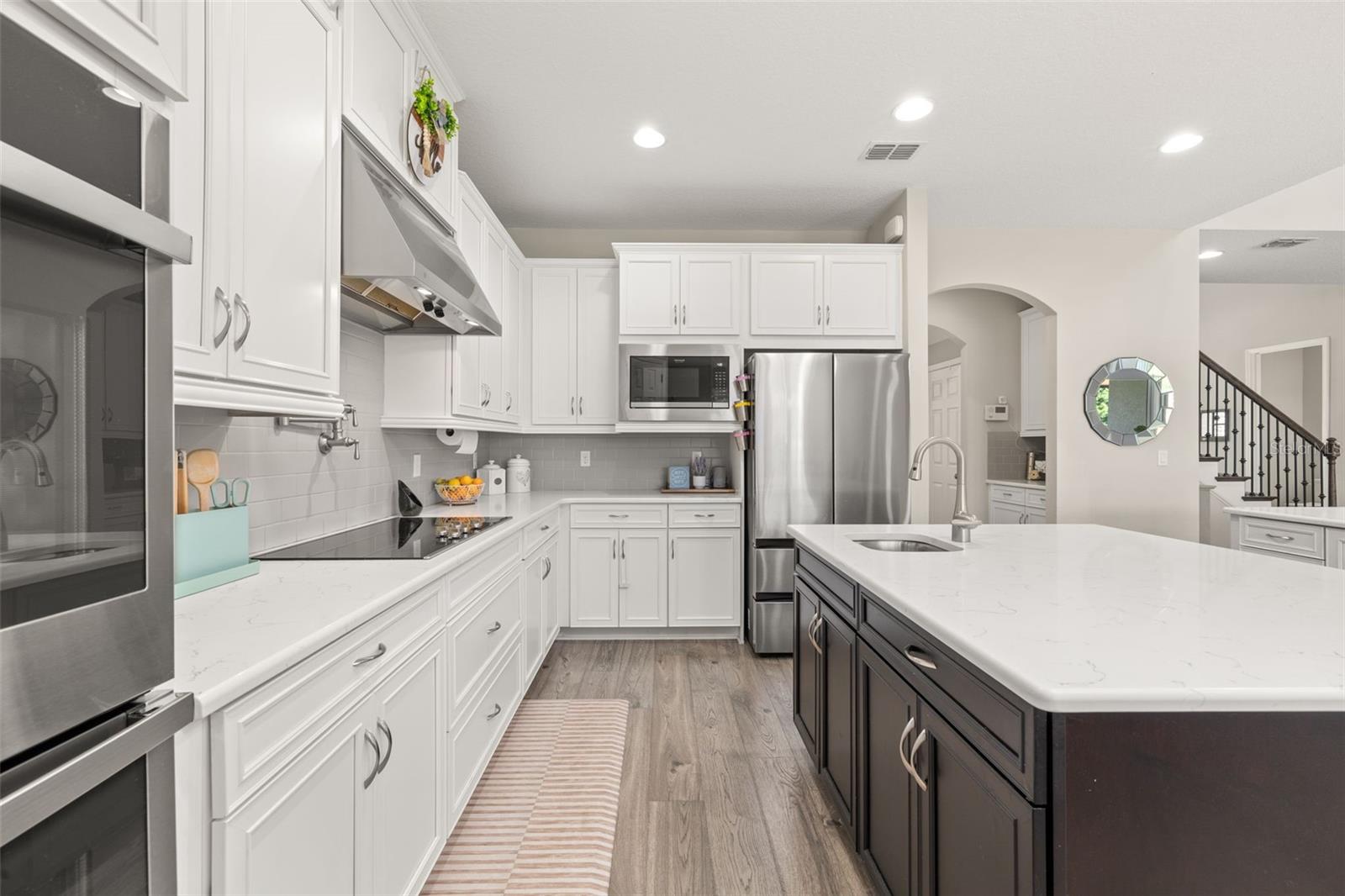RETREAT AT LAKE CHARM - Residential