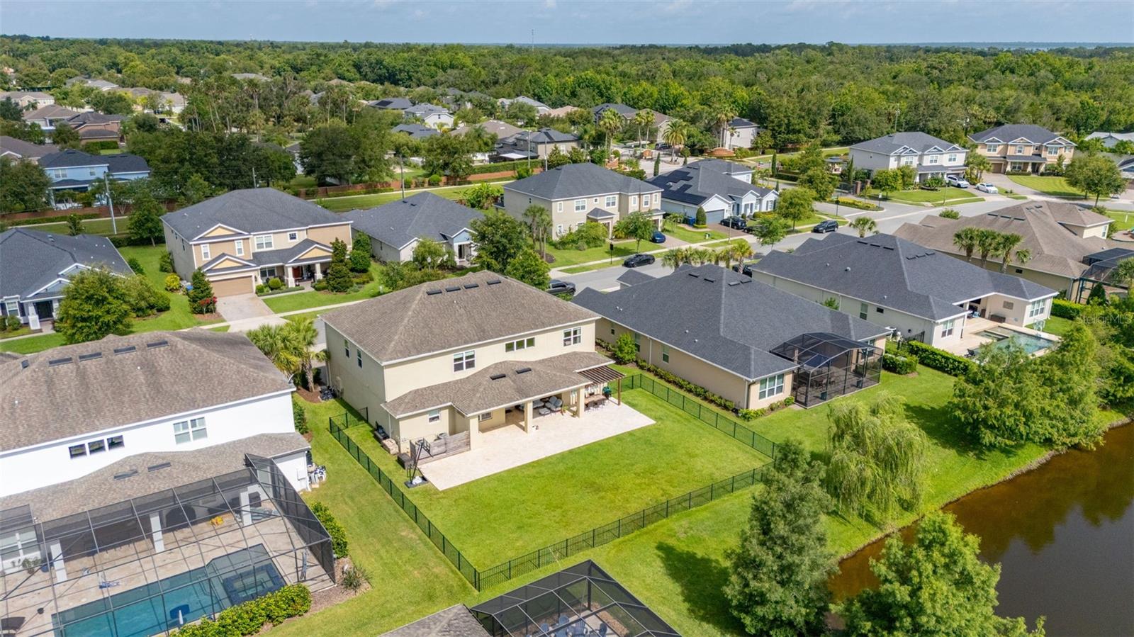 RETREAT AT LAKE CHARM - Residential
