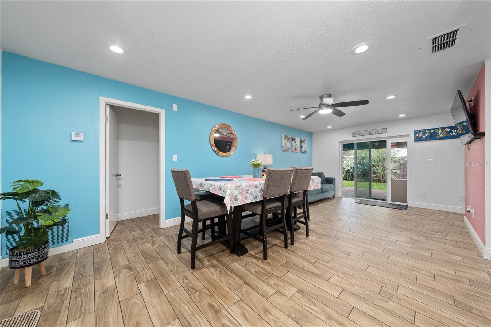 INDIAN WELLS UNIT 5 - Residential