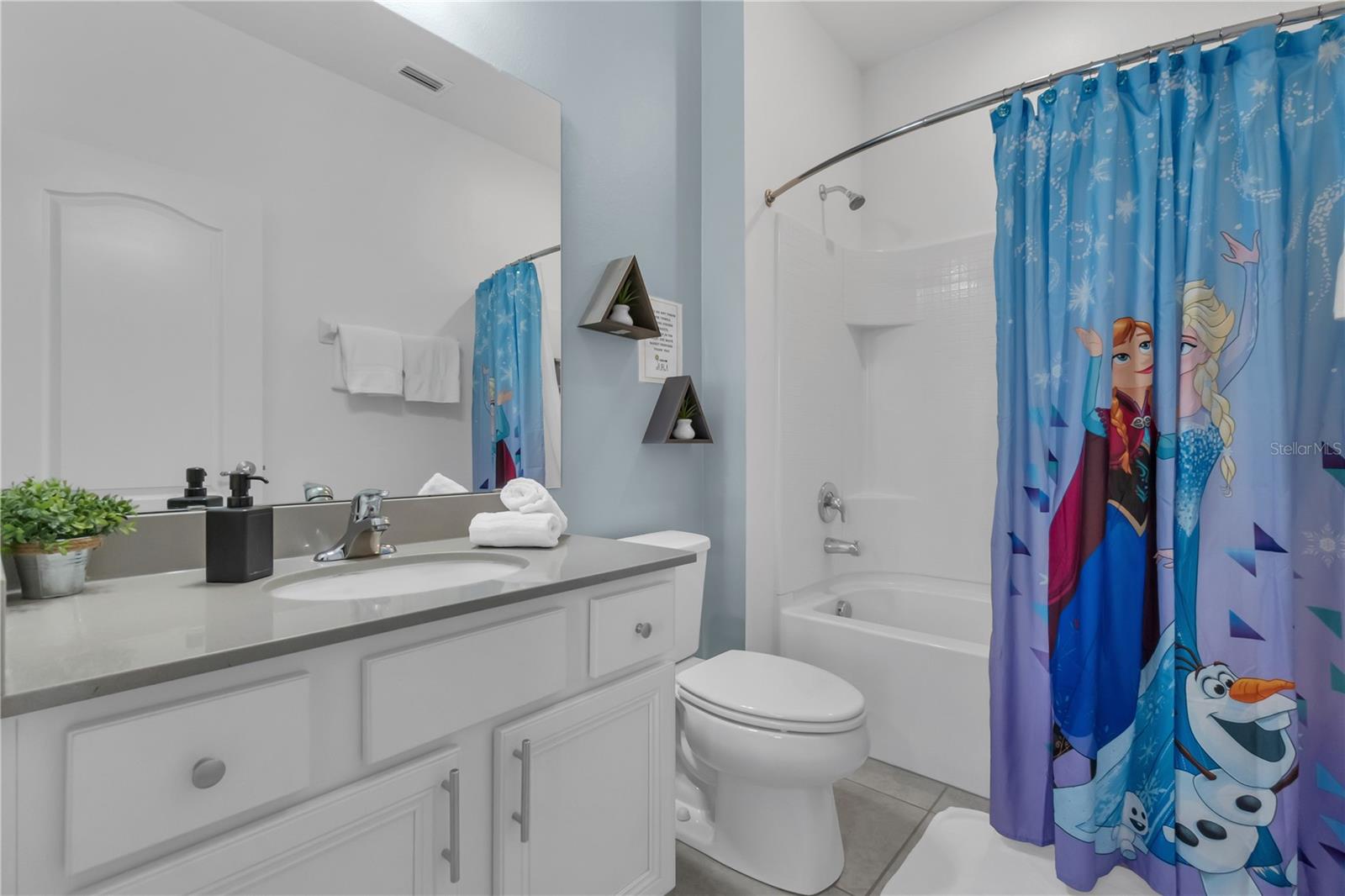 VERANDA PALMS PH 2B2-2C - Residential