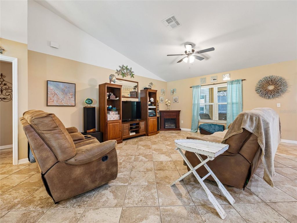 Photo of 9834 N Bonita Circle, Citrus Springs, FL 34434 (MLS # OM709715)
