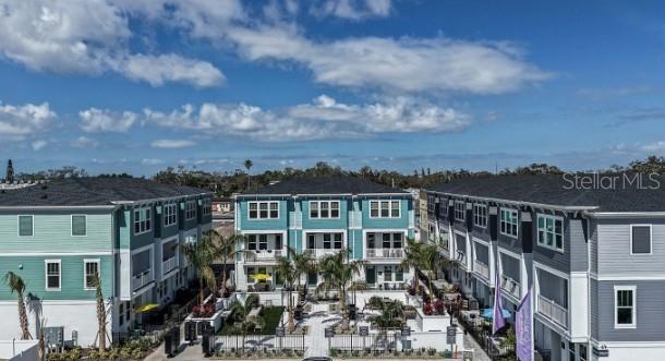 TOWNS AT UNION - Residential