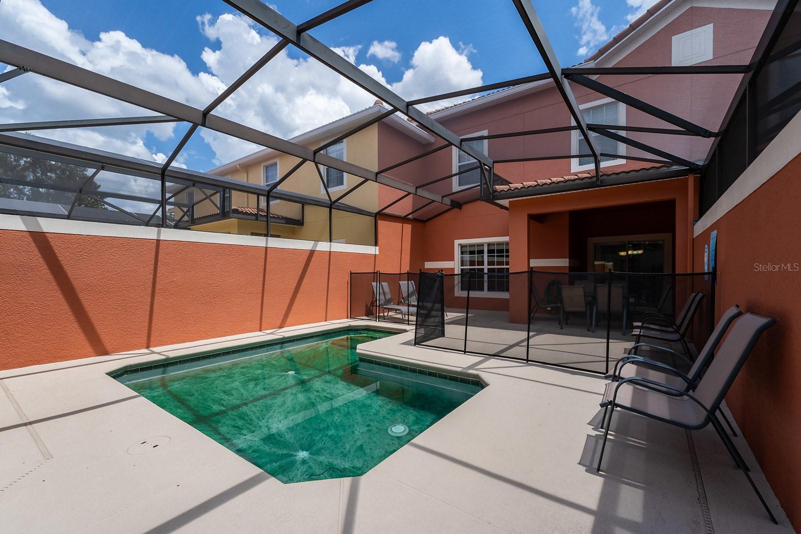 PARADISE PALMS RESORT PH 1 - Residential