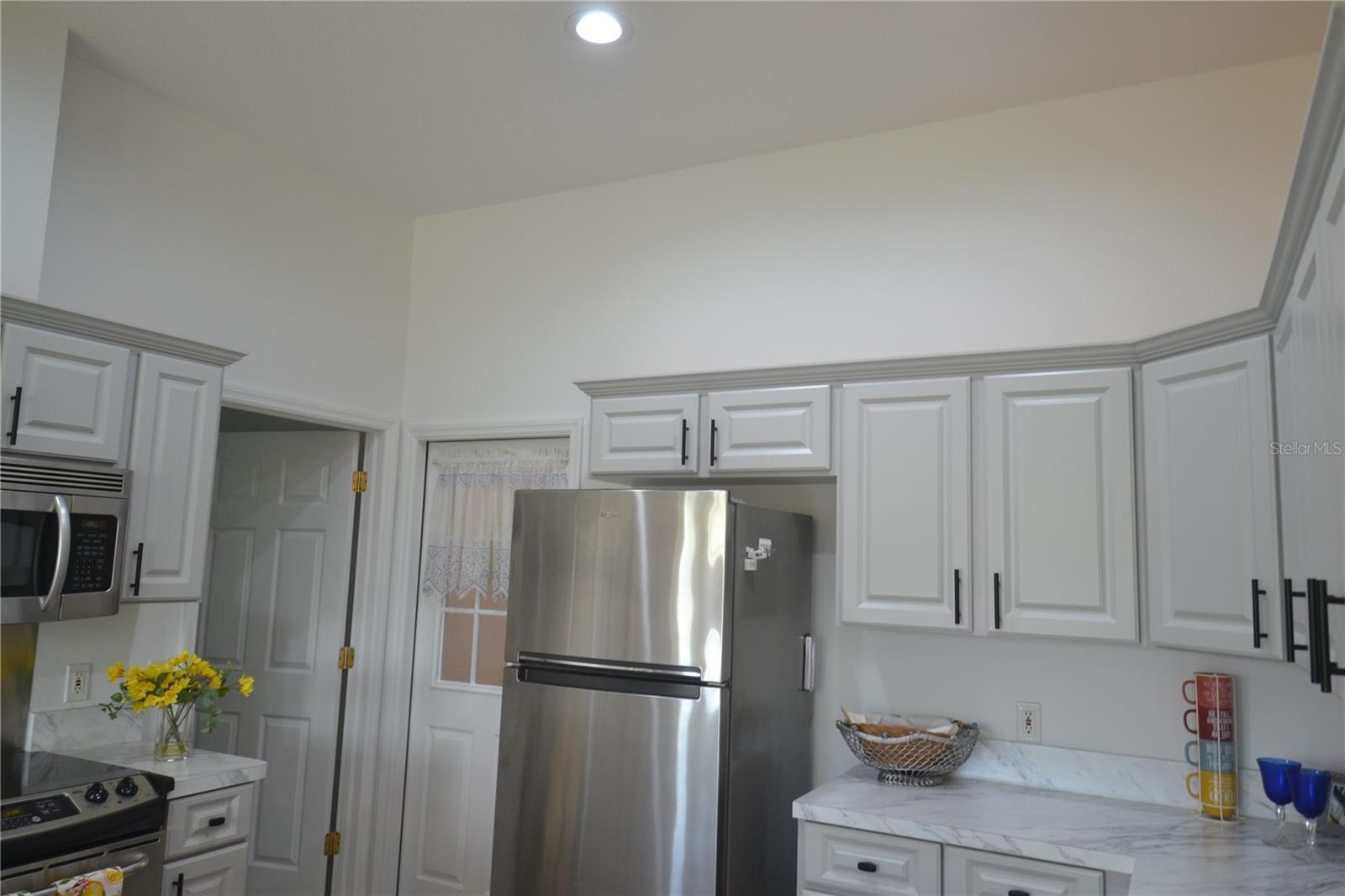 VILLA DEL RIO - Residential Lease