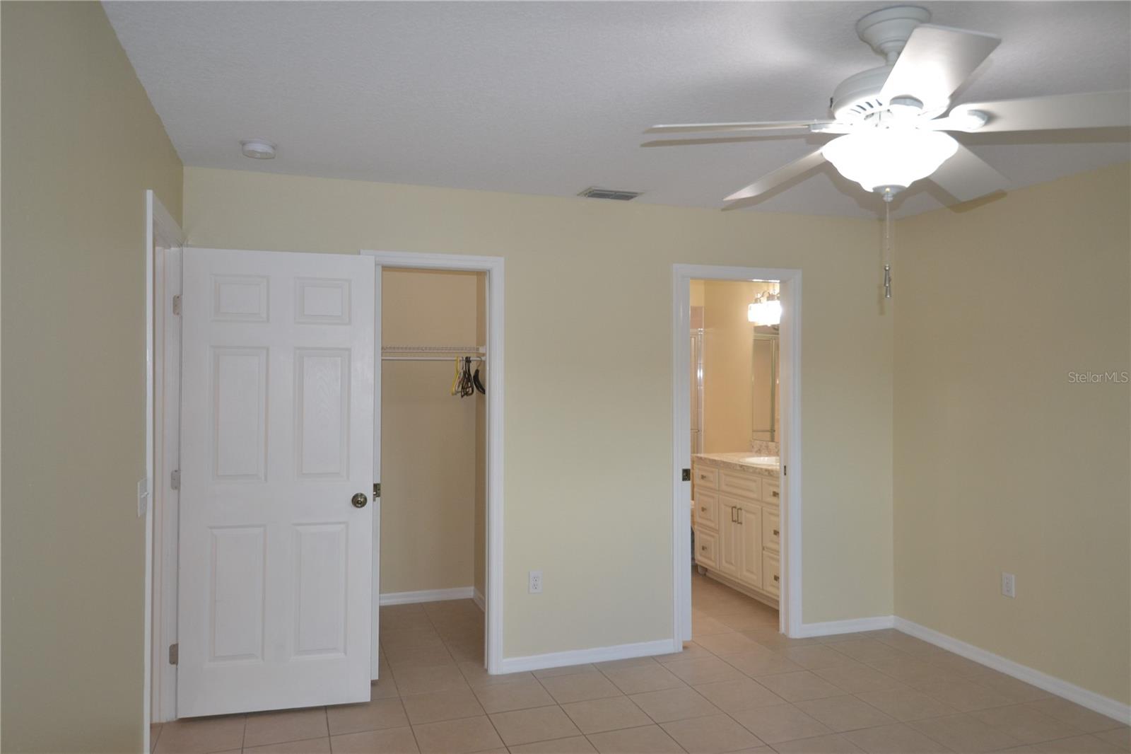 VILLA DEL RIO - Residential Lease