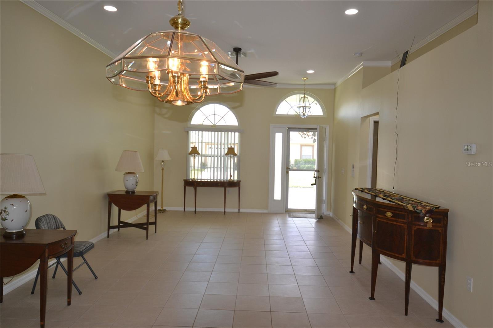 VILLA DEL RIO - Residential Lease